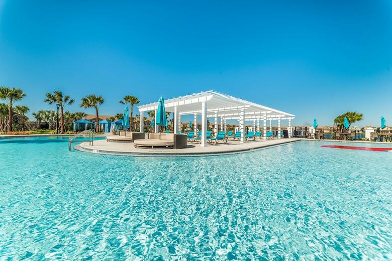 Windsor At Westside Resort By Global Resort Homes