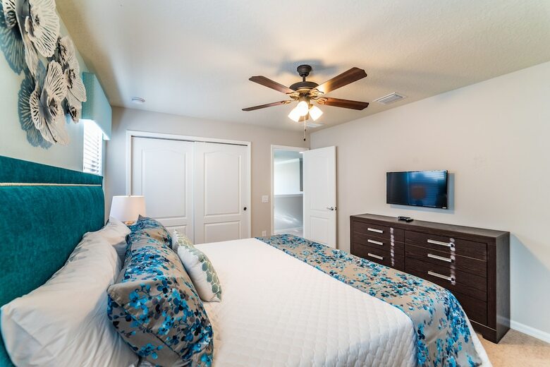 Windsor At Westside Resort By Global Resort Homes