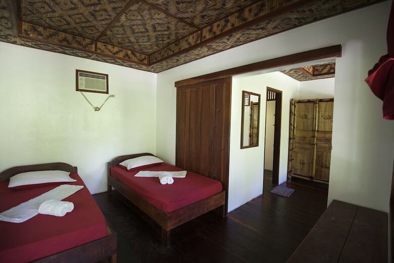 Hotel Siargao Inn Beach Resort