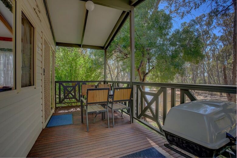 Cabana Moama Riverside Holiday & Tourist Park