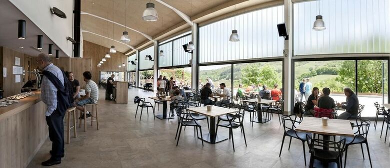 Hostal Youth Hostel Non Stop Inn By Irrisarri Land