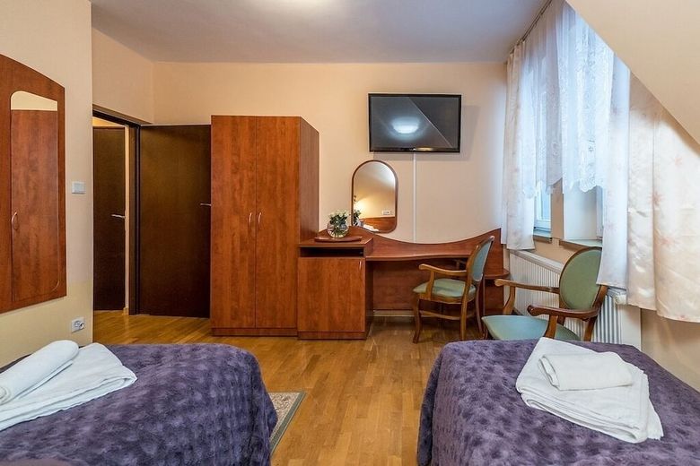 Hotel Astoria - Willa Literat�w