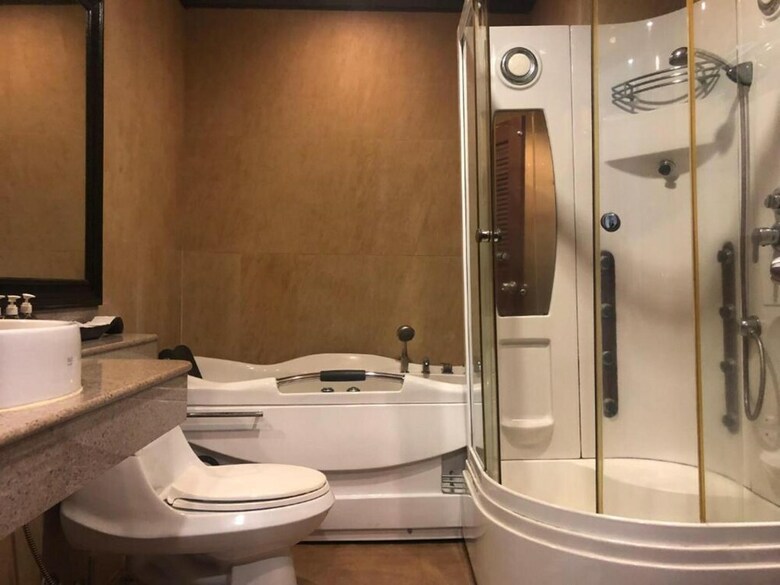 Apartamento Kanok Buri Resort & Spa