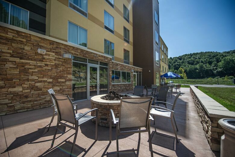 Hotel Fairfield Inn & Suites Cambridge