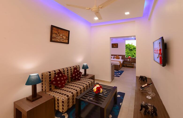 Hotel Clarks Inn Hampi