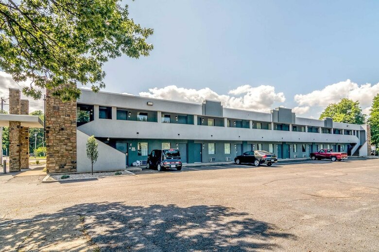 Hotel Rodeway Inn