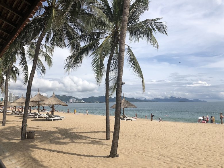 Handy Holiday Nha Trang Beach Apartment