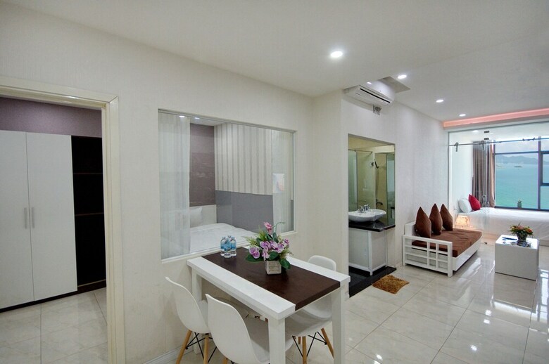 Handy Holiday Nha Trang Beach Apartment