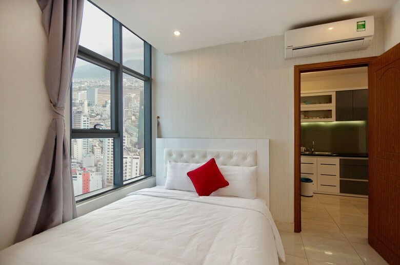 Handy Holiday Nha Trang Beach Apartment