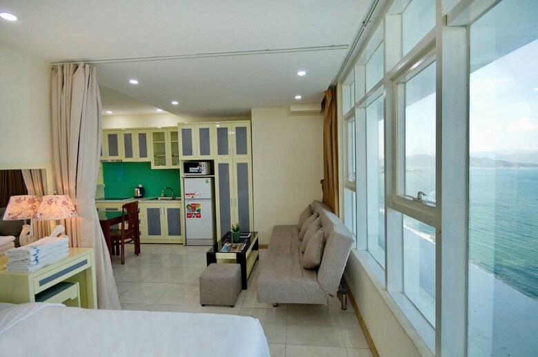 Handy Holiday Nha Trang Beach Apartment
