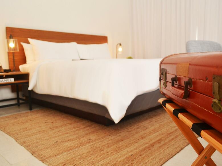 Urbanica The Meridian Hotel