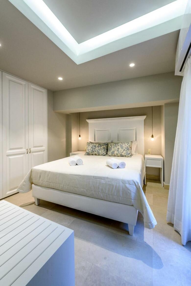 Hotel Candia Suites & Rooms