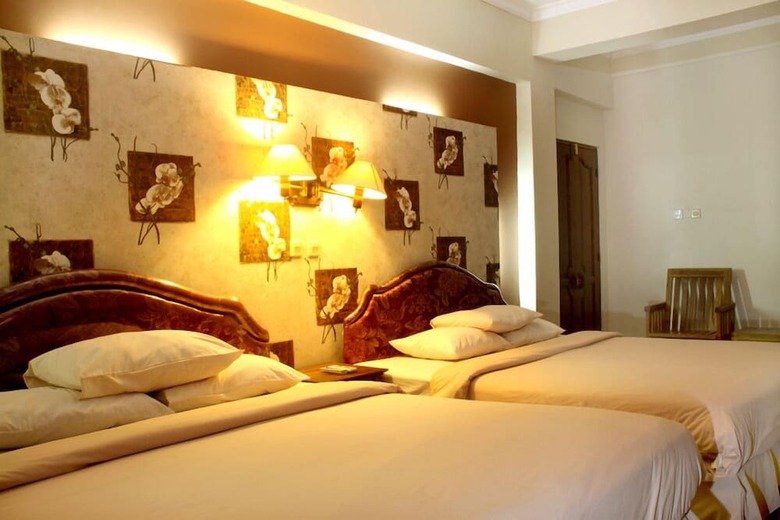 Nathan Hotel