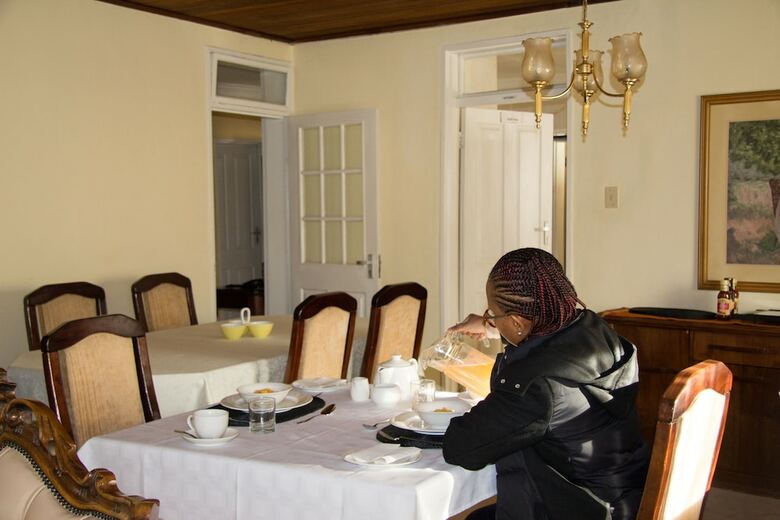 Phokeng Gardens Bed And Breakfast