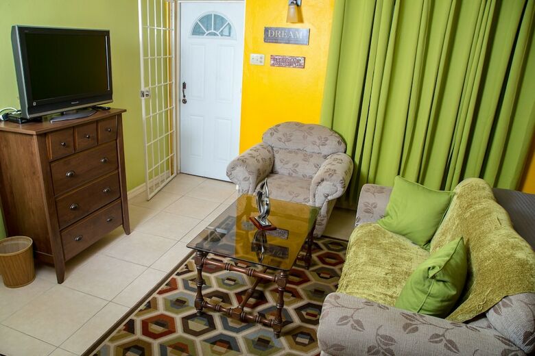 Skyview Manor Guest Apartments