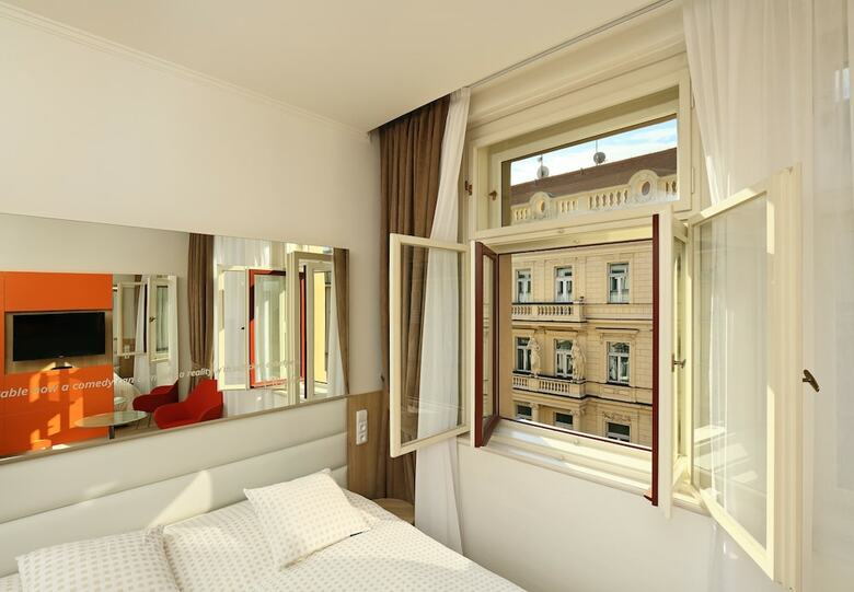Salvator Boutique Hotel