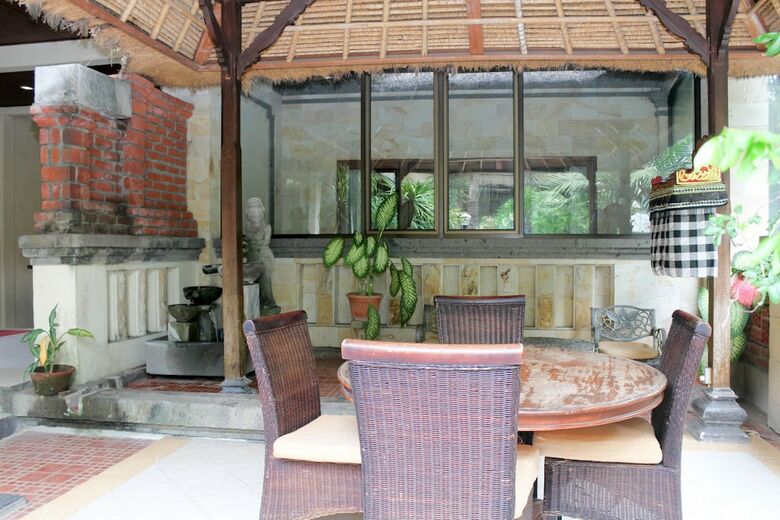 Hotel Airy Legian 83 Kuta Bali