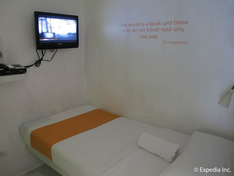 Islands Stay Hotels Uptown Cebu