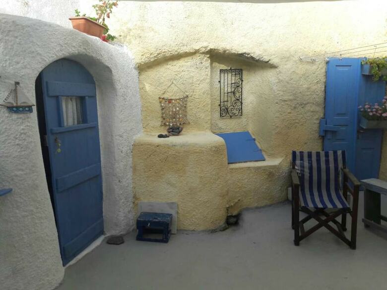 Bed & Breakfast Emmantina Houses