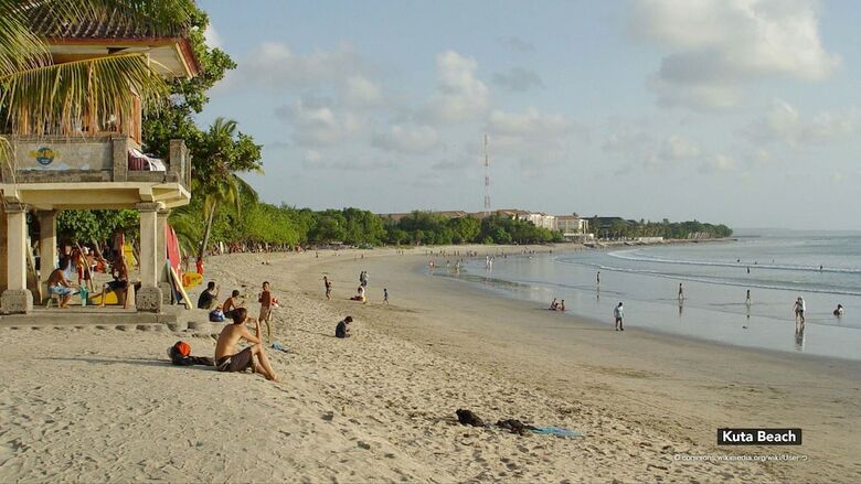 Hotel Zen Premium Seminyak Eka Laweya