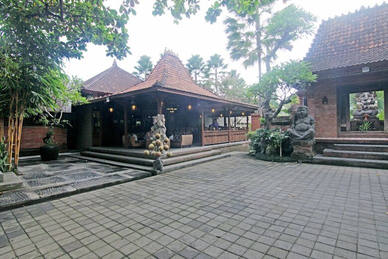Hotel Zen Premium Ubud Pengosekan 2