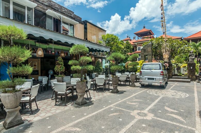 Hotel Zen Rooms Legian Poppies One