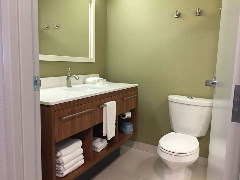 Hotel Home2suites By Hilton Dupont, Wa