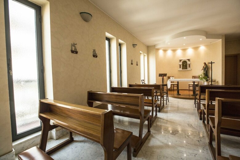 Hotel Istituto Piccole Ancelle Di Cristo Re