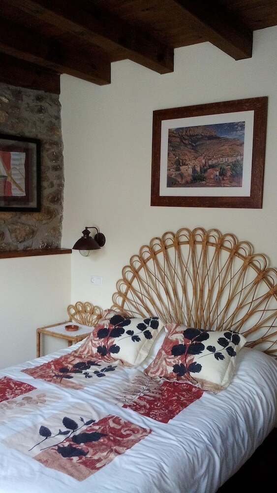 Casa Rural Paller I Cort Del Pairot