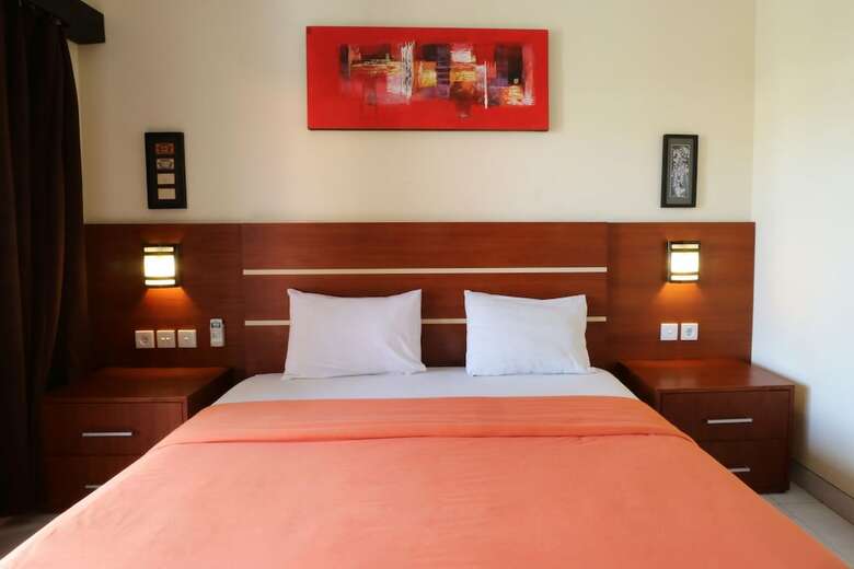 Hotel Kondra Premiere Guest House