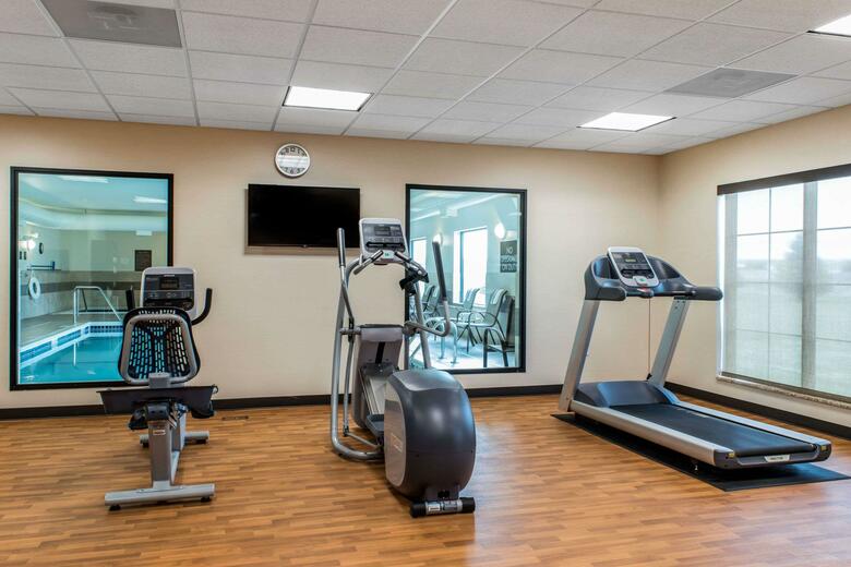 Hotel Comfort Suites