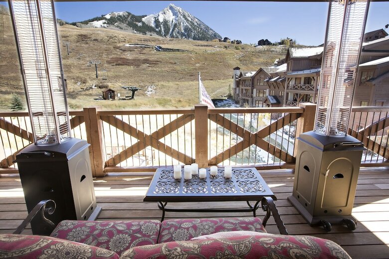 Westwall Lodge