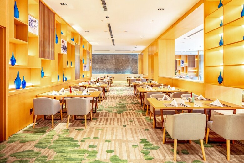 Hotel Holiday Inn Neijiang Riverside