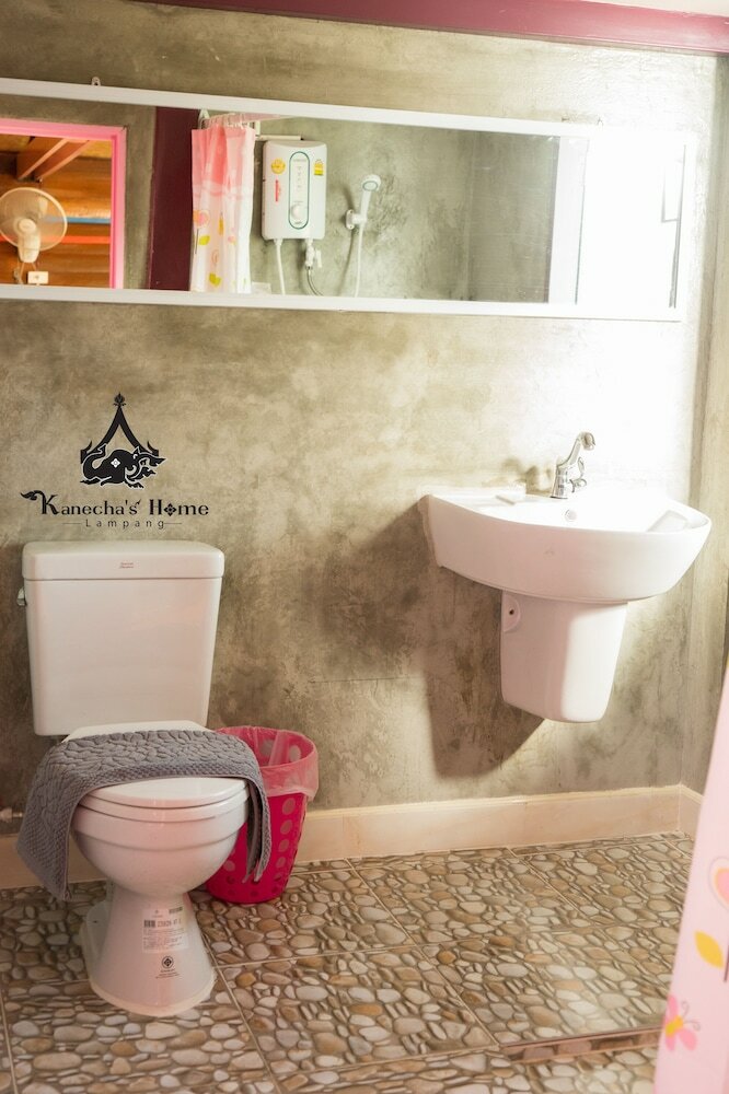 Hotel Kanecha's Home Lampang