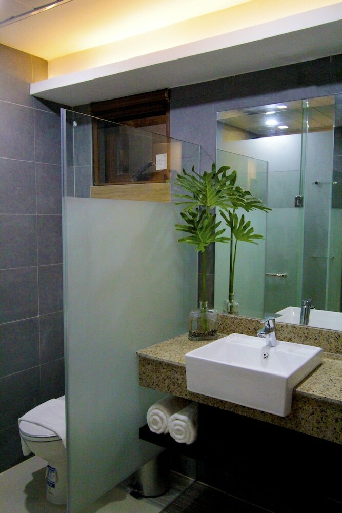Hotel Coron Soleil Garden Resort