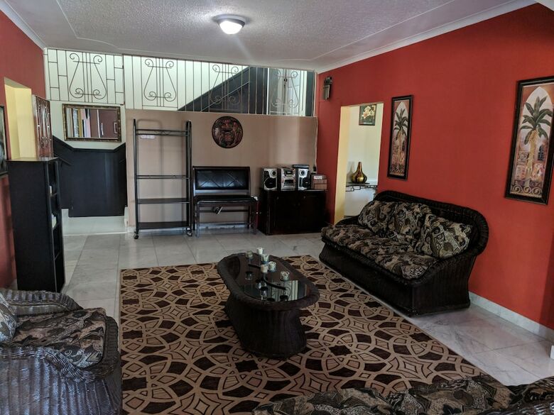 Hotel Rockhampton Retreat Guest House