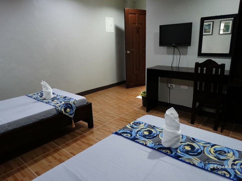 Hotel Harbour Gardens Tourist Inn