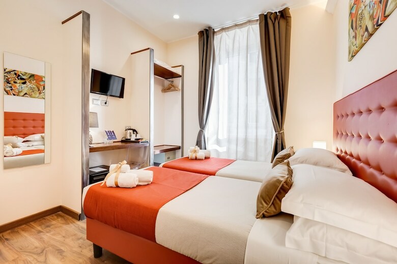 Hotel Lhr Coliseum B&B