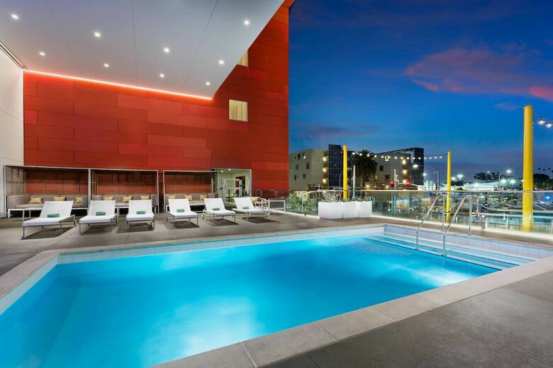 Hotel Courtyard By Marriott Santa Monica