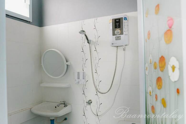 Hotel Baan Rom Talay