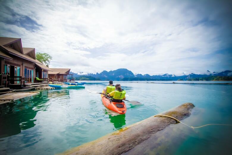 Hotel 500 Rai Khao Sok Floating Resort