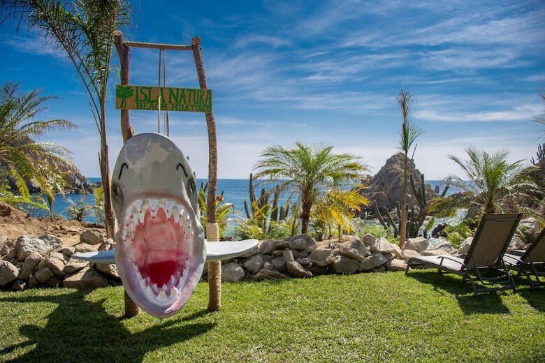 Hotel Isla Natura Beach Huatulco