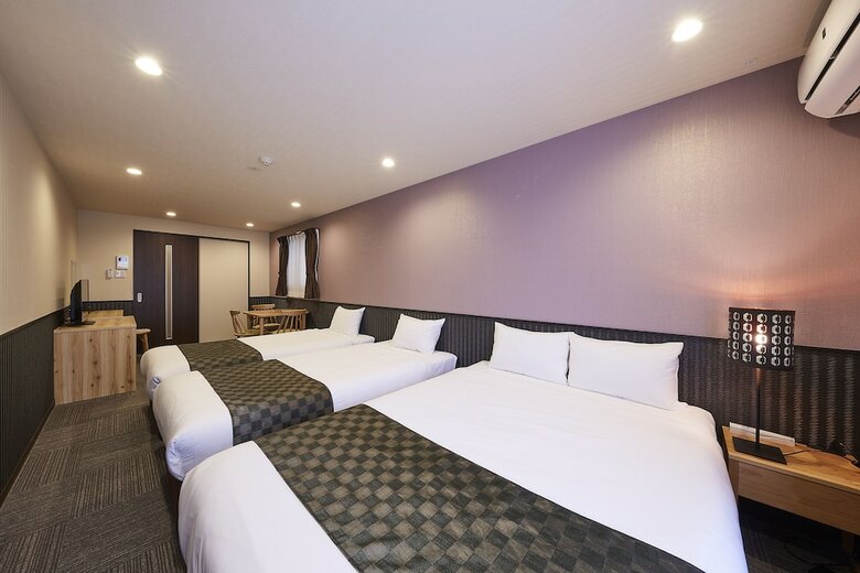 Apartamentos Rinn Nijo Castle
