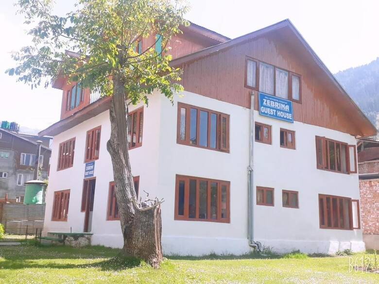 Hotel Zebrina Guest House