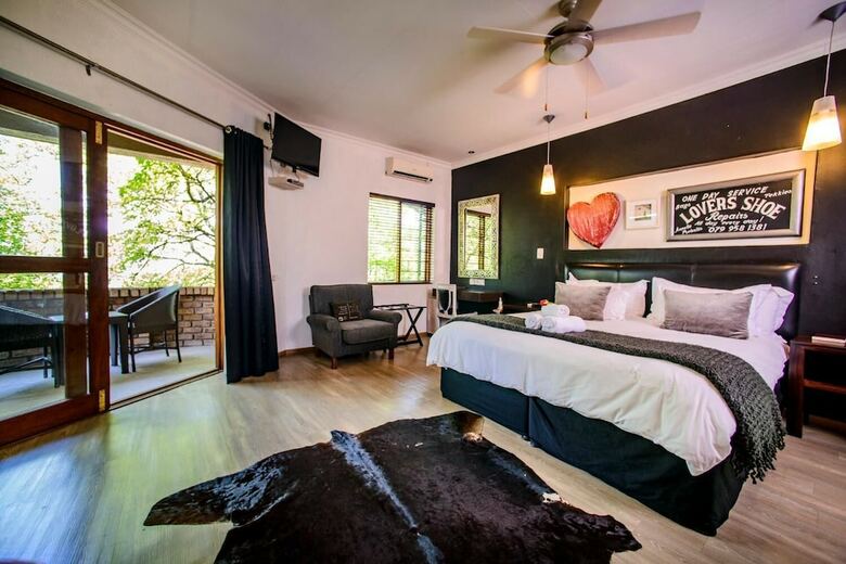 Hotel Zebrina Guest House