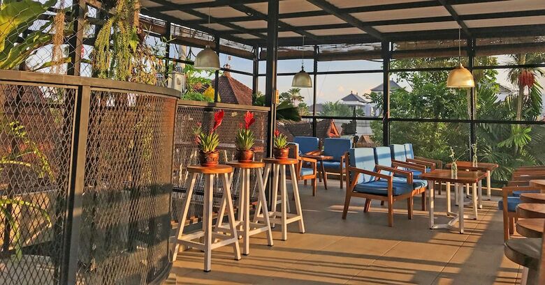 Villa 808 Residence
