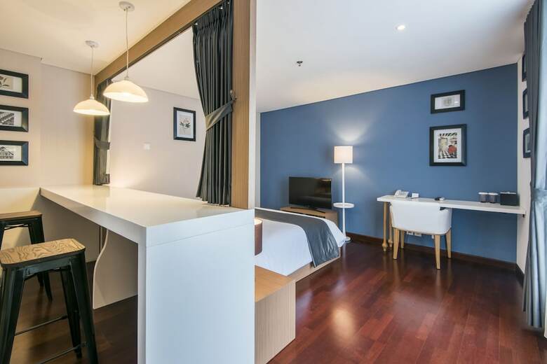 Yan's House Hotel