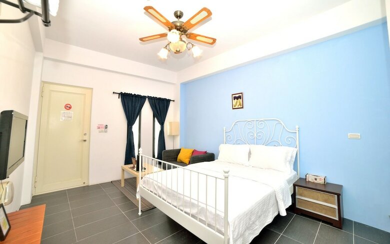 Hotel Hoyu House