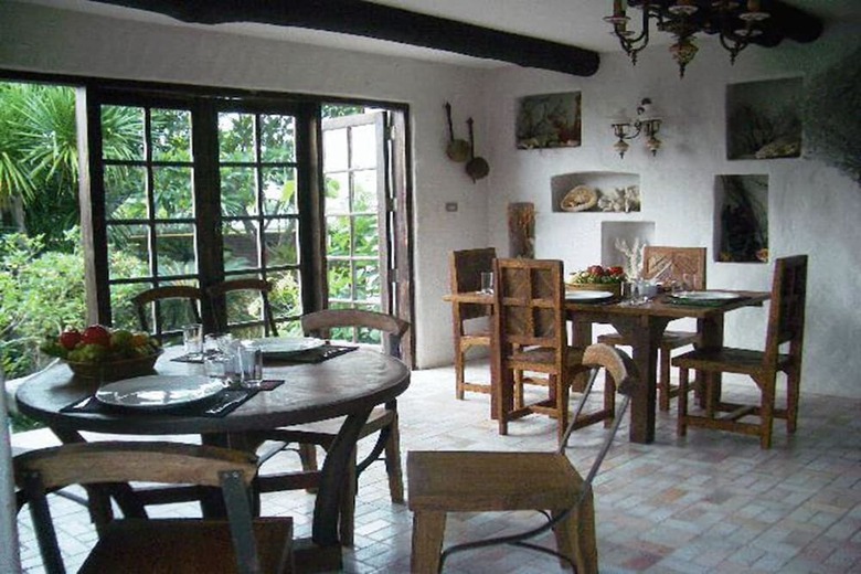Hotel Momchailai Beach Retreat