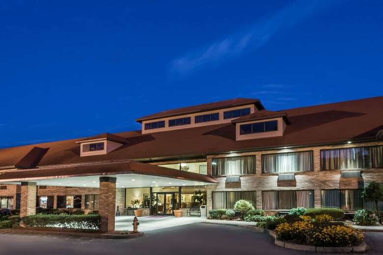 Hotel Ramada By Wyndham Middletown Newport Area